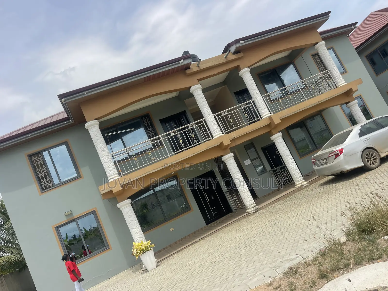 2bdrm Apartment in Obeyeyie, Ga West Municipal for rent