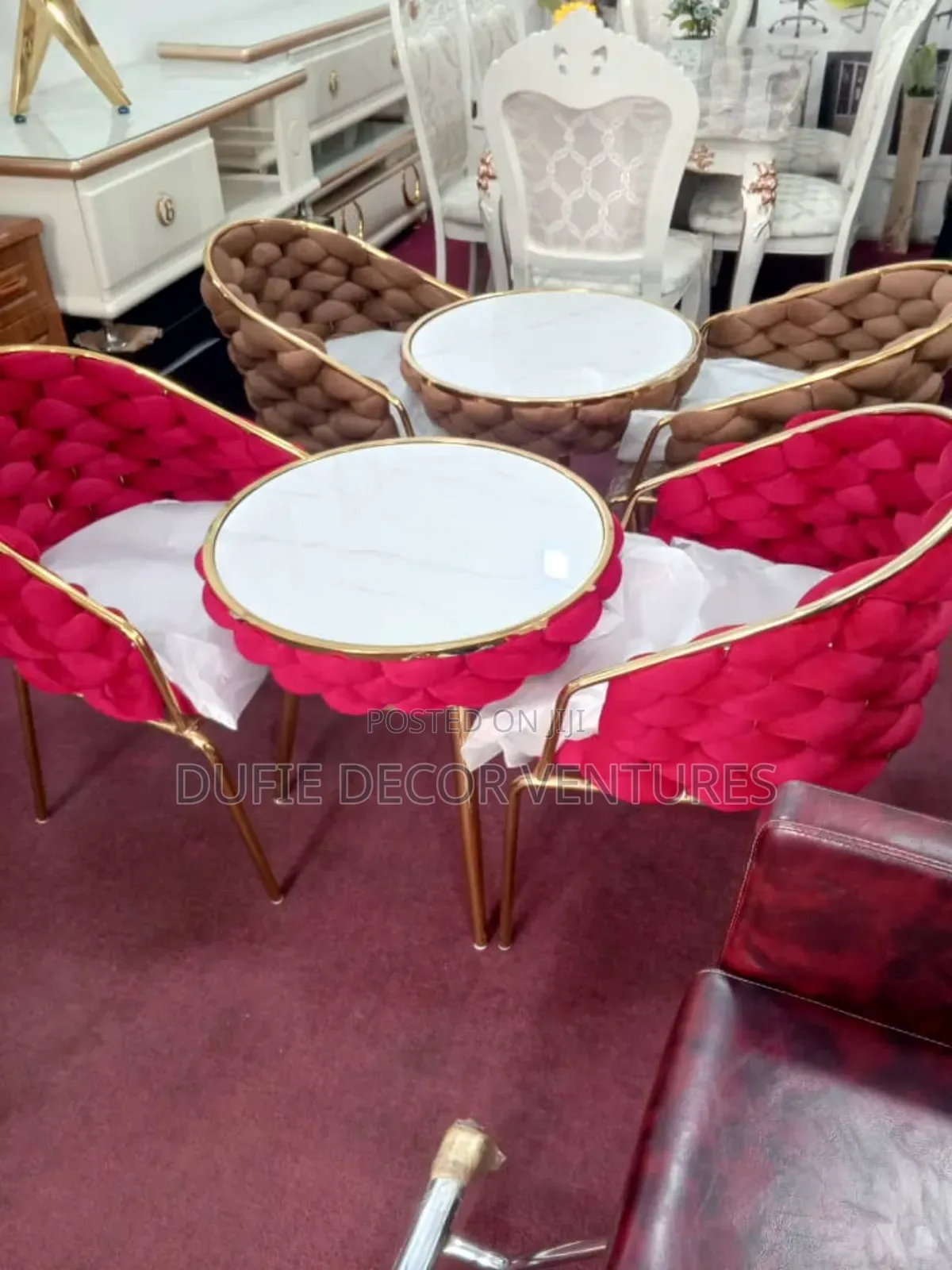 Royal Table and Chair