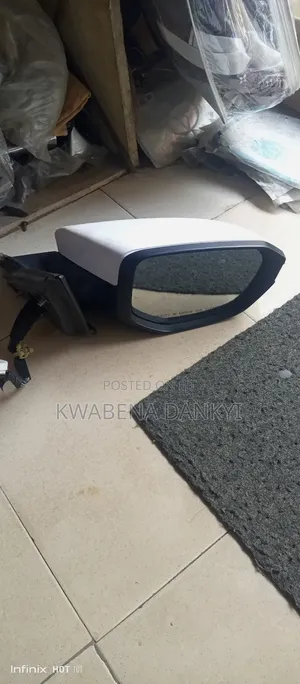 Civ 2016 Side Mirror