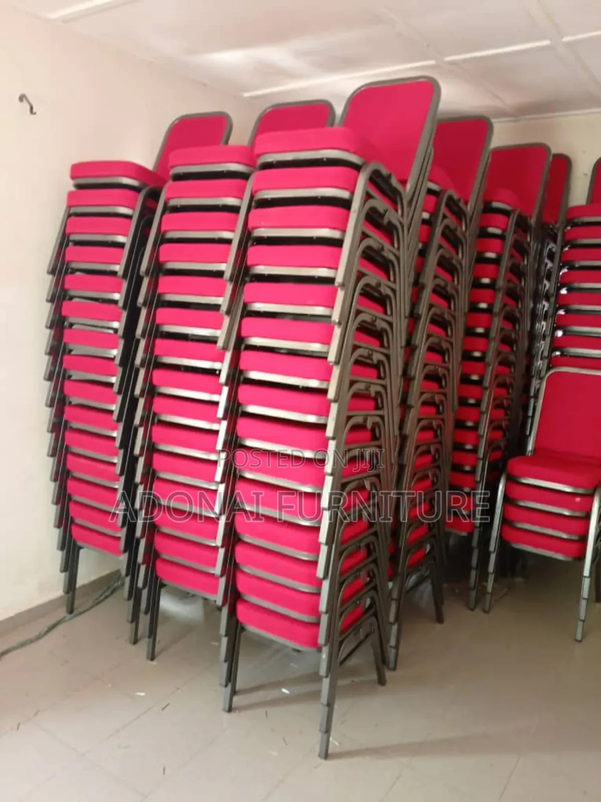 Auditorium Chair (Red With Black Edge)