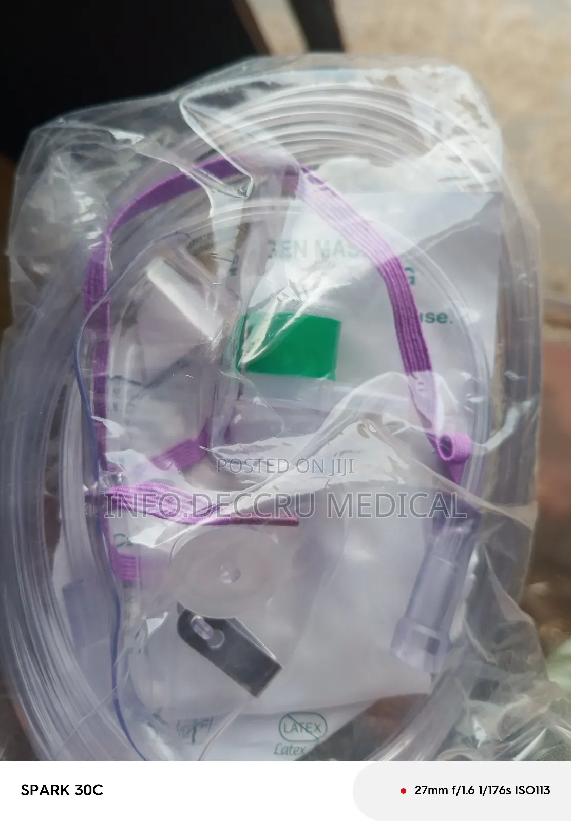 Oxygen Mask With Reservoir