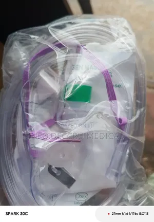 Oxygen Mask With Reservoir