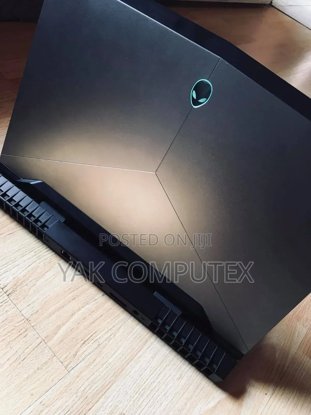 Laptop Alienware Area-51m 16GB Intel Core i7 SSD 512GB