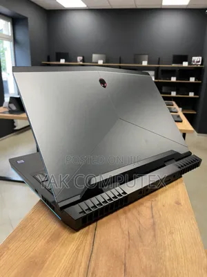 New Laptop Alienware Area-51m 16GB Intel Core i7 SSD 512GB