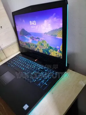 New Laptop Alienware Area-51m 16GB Intel Core i7 SSD 512GB