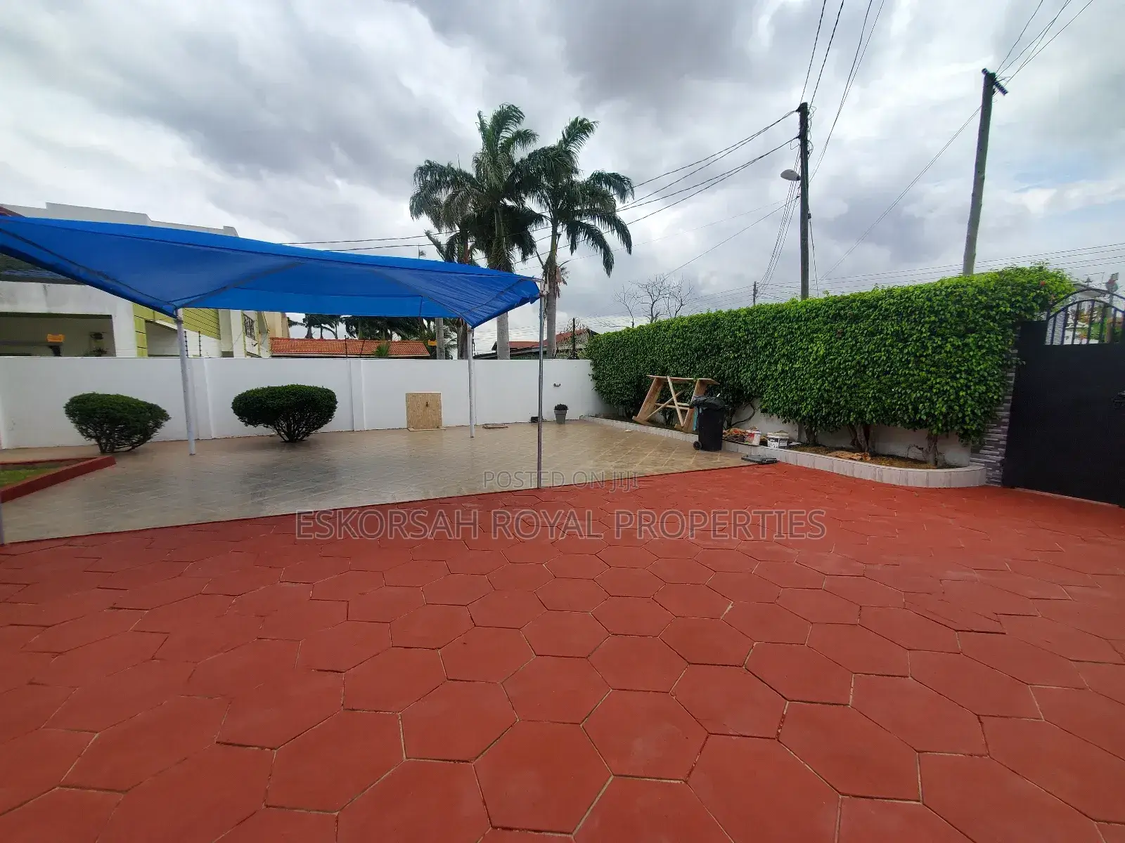 4bdrm House in Adjiringanor, Adjiriganor for rent