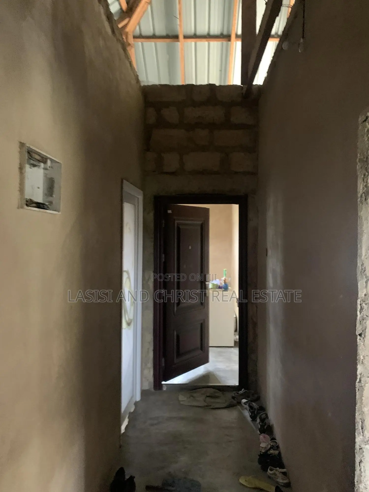 2bdrm House in Lasisi And Christ, Accra Metropolitan for sale