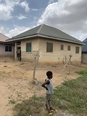 2bdrm House in Lasisi And Christ, Accra Metropolitan for sale