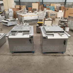 Dough Moulder