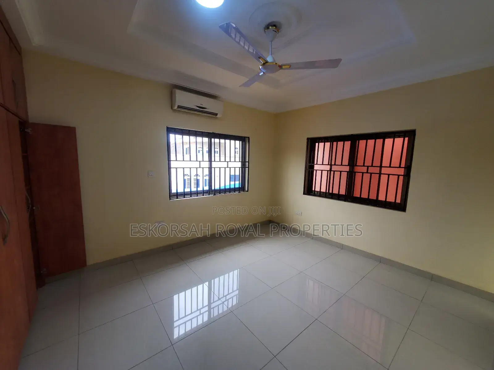 4bdrm Townhouse / Terrace in Adjiringanor, Adjiriganor for rent