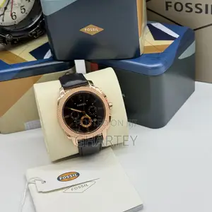 Durable Leather Fossil Men’S Watch || Rosegold Case