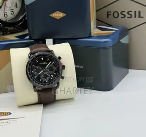 Simple Fashion and Business Leather Men’S Fossil Watch