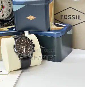 Simple Fashion and Business Leather Men’S Fossil Watch