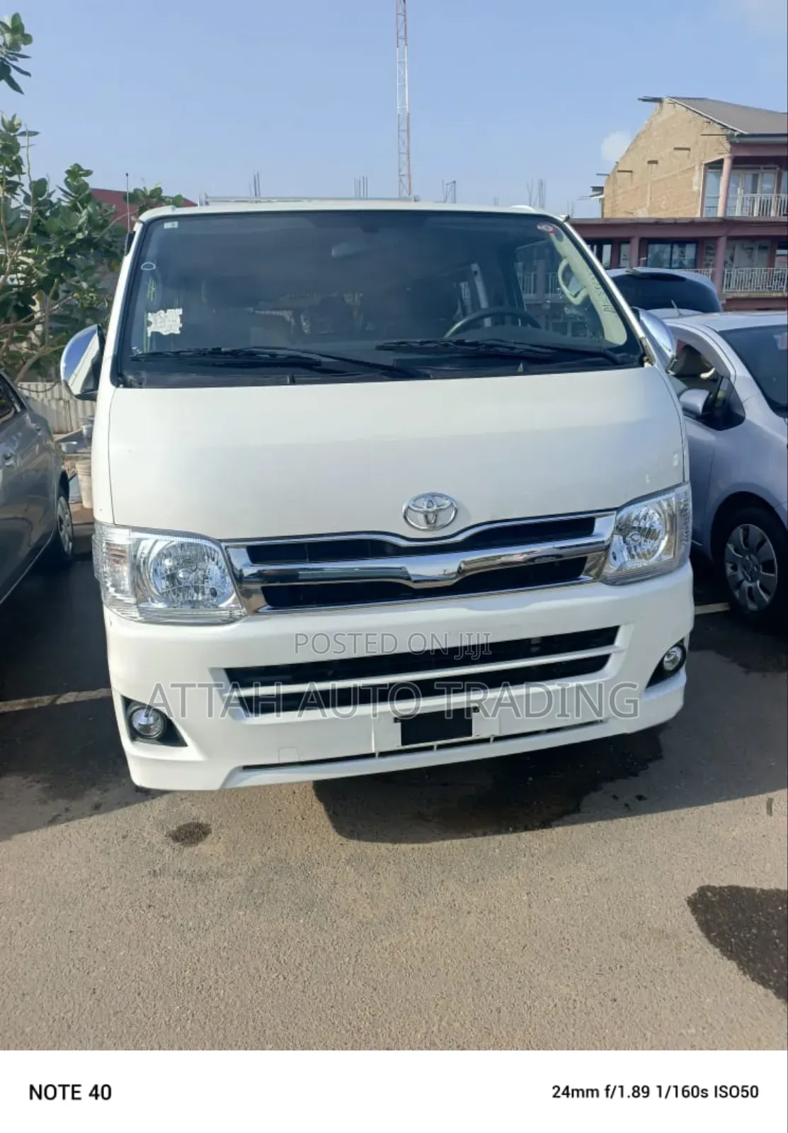 Toyota HiAce 2012 White