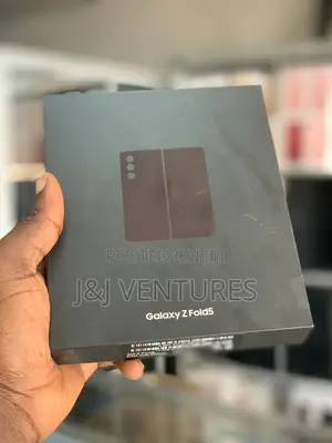 New Samsung Galaxy Z Fold 5 256 GB Silver
