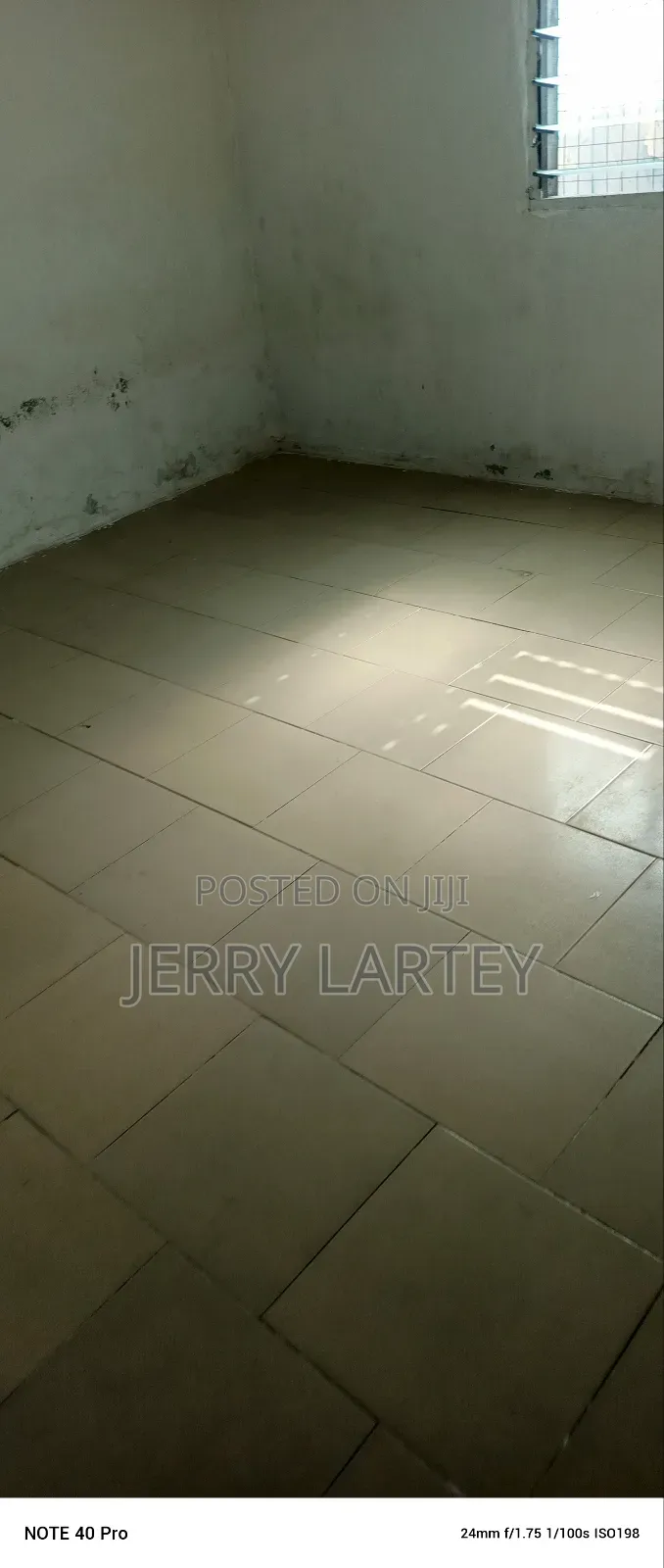 1bdrm Apartment in Dansoman Karikari for rent