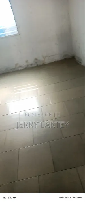 1bdrm Apartment in Dansoman Karikari for rent