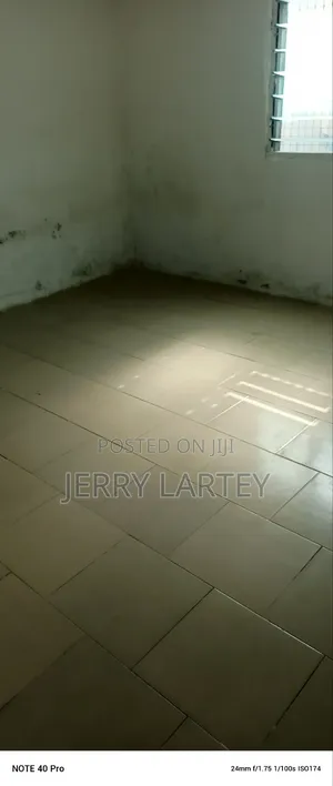 1bdrm Apartment in Dansoman Karikari for rent