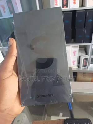 New Samsung Galaxy S22+ 5G 128 GB Black