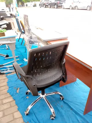 Black Office Seat ( Swivel)