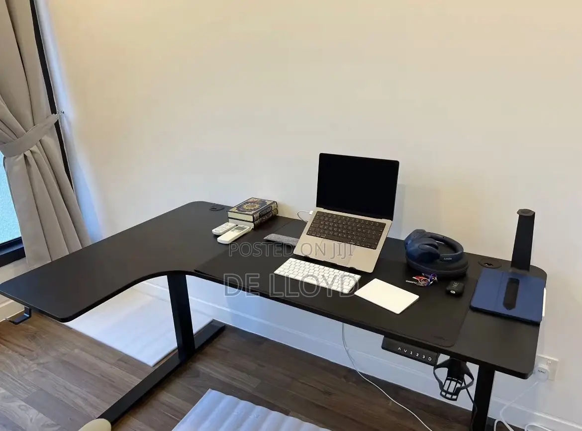 L Electric Adjustable Table (160 Cm by 65 Cm)