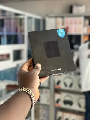New Samsung Galaxy Z Fold 5 256 GB Black