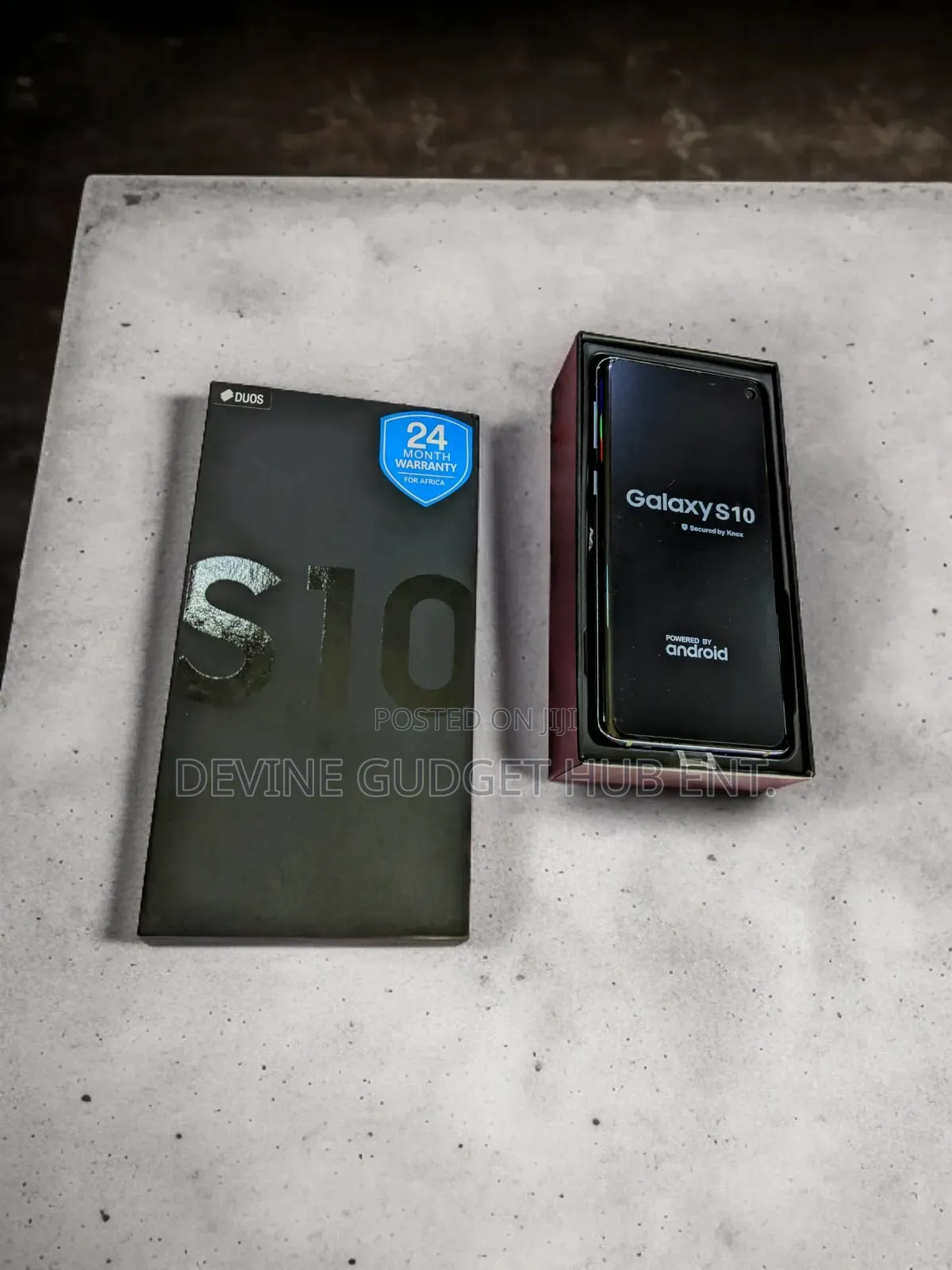 New Samsung Galaxy S10 128 GB Silver