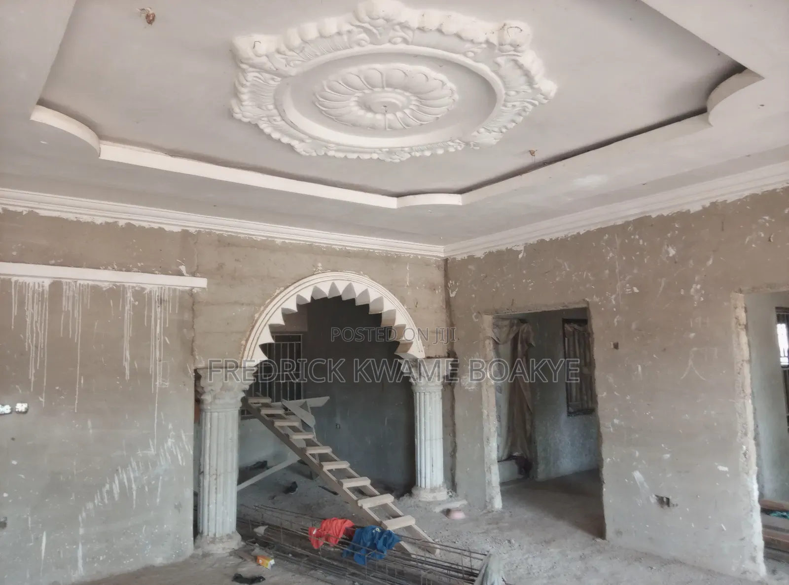 10bdrm House in Brother K Estate, Kumasi Metropolitan for sale