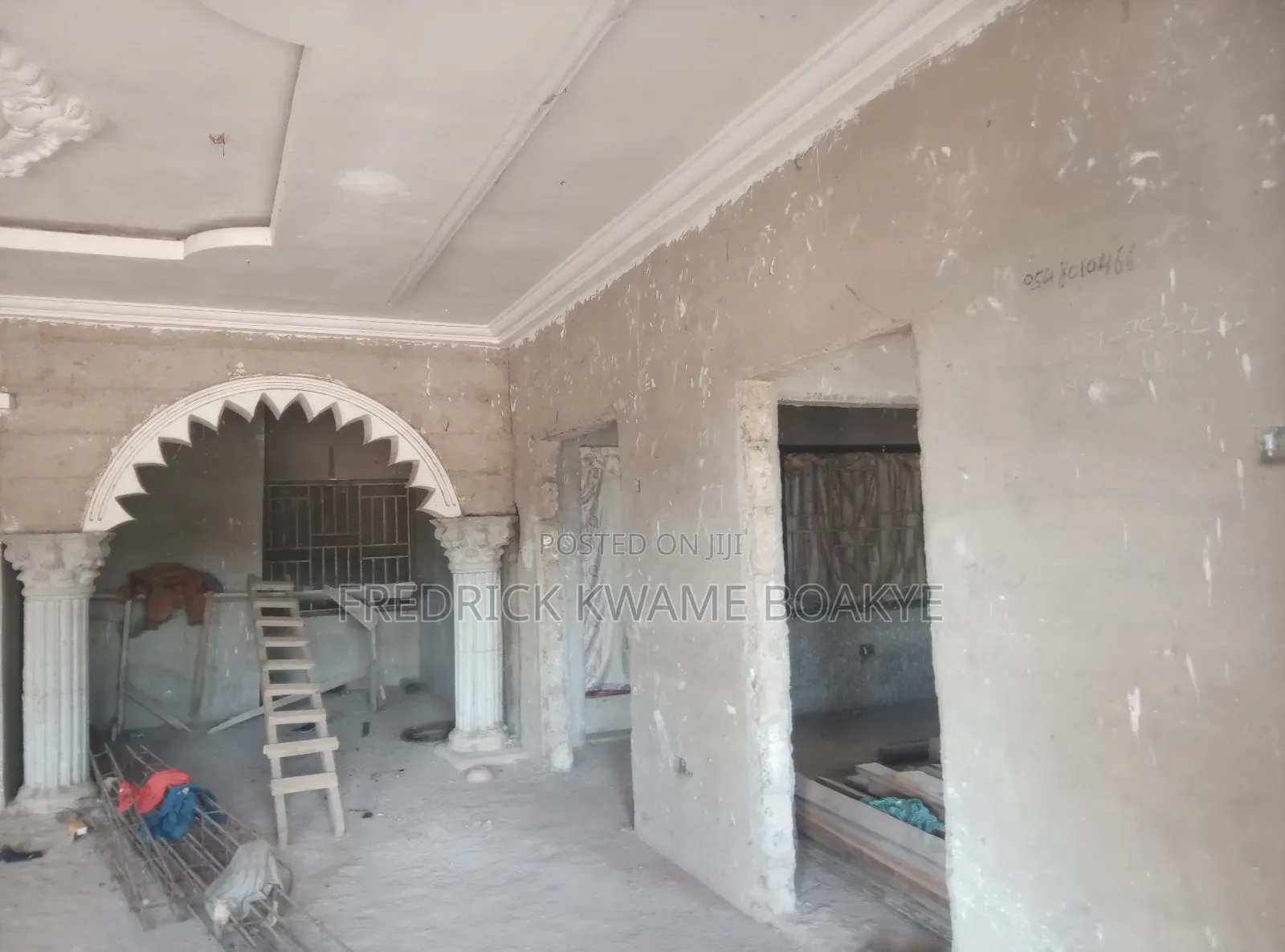 10bdrm House in Brother K Estate, Kumasi Metropolitan for sale