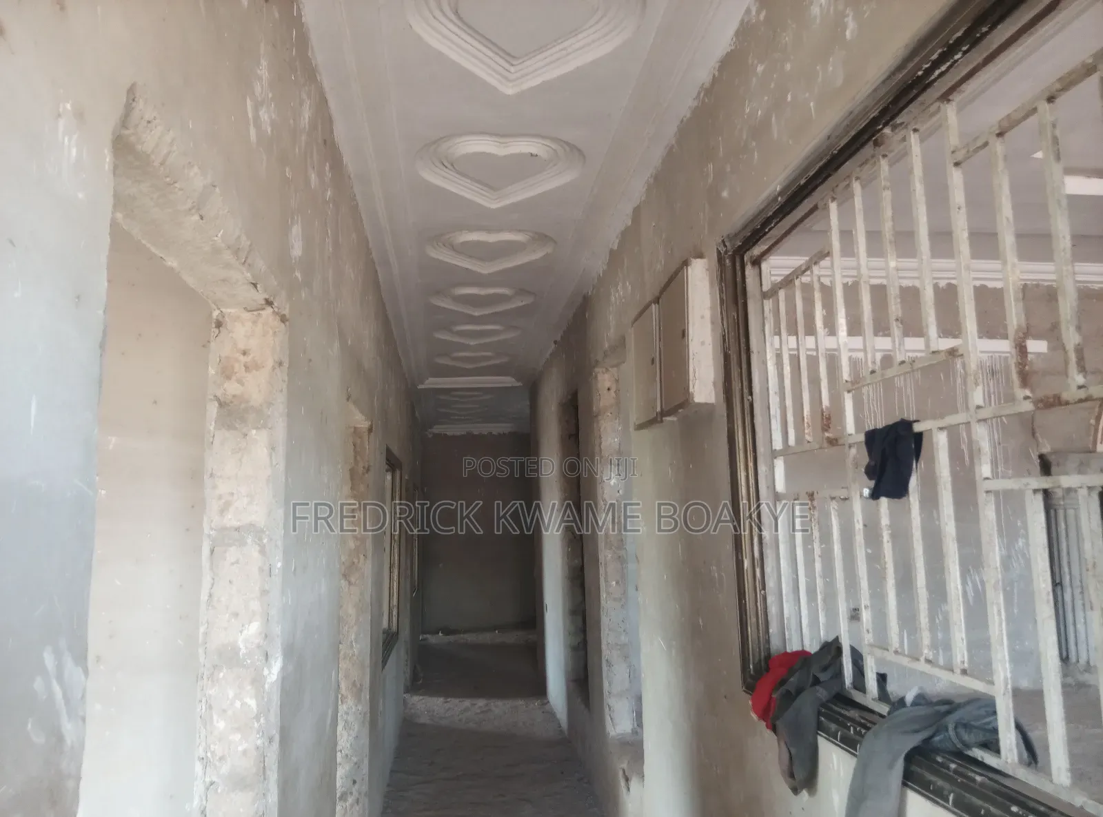 10bdrm House in Brother K Estate, Kumasi Metropolitan for sale