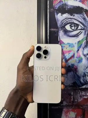 Apple iPhone 15 Pro Max 256 GB White