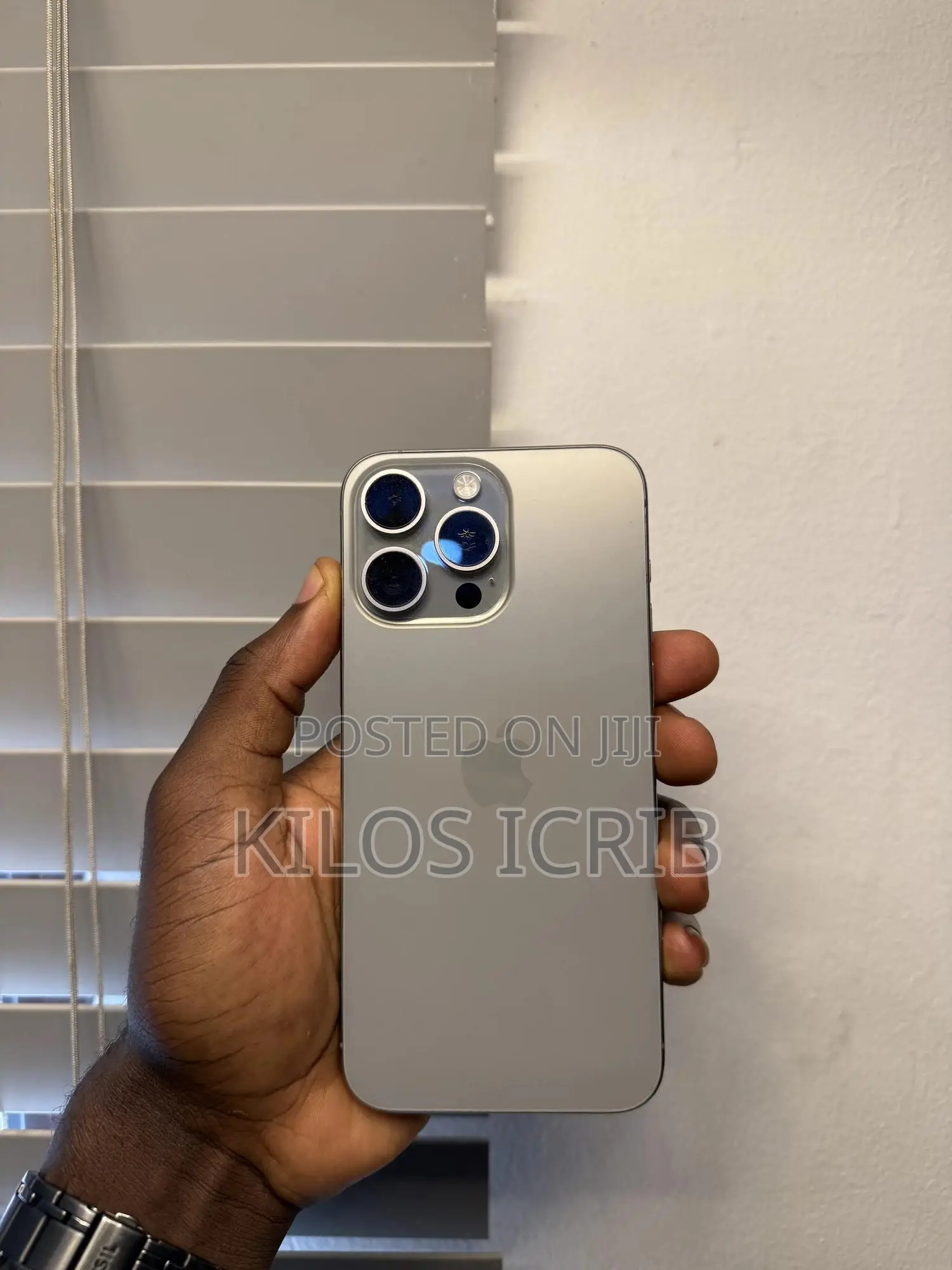Apple iPhone 15 Pro Max 256 GB Gold