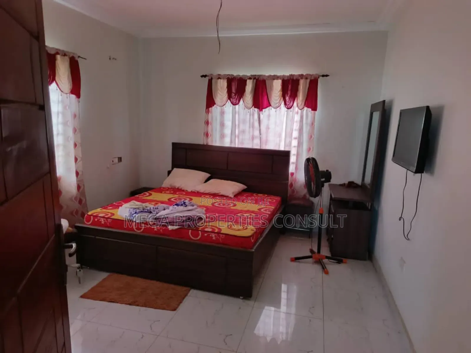 Furnished 2bdrm House in Lake Side Estate for rent