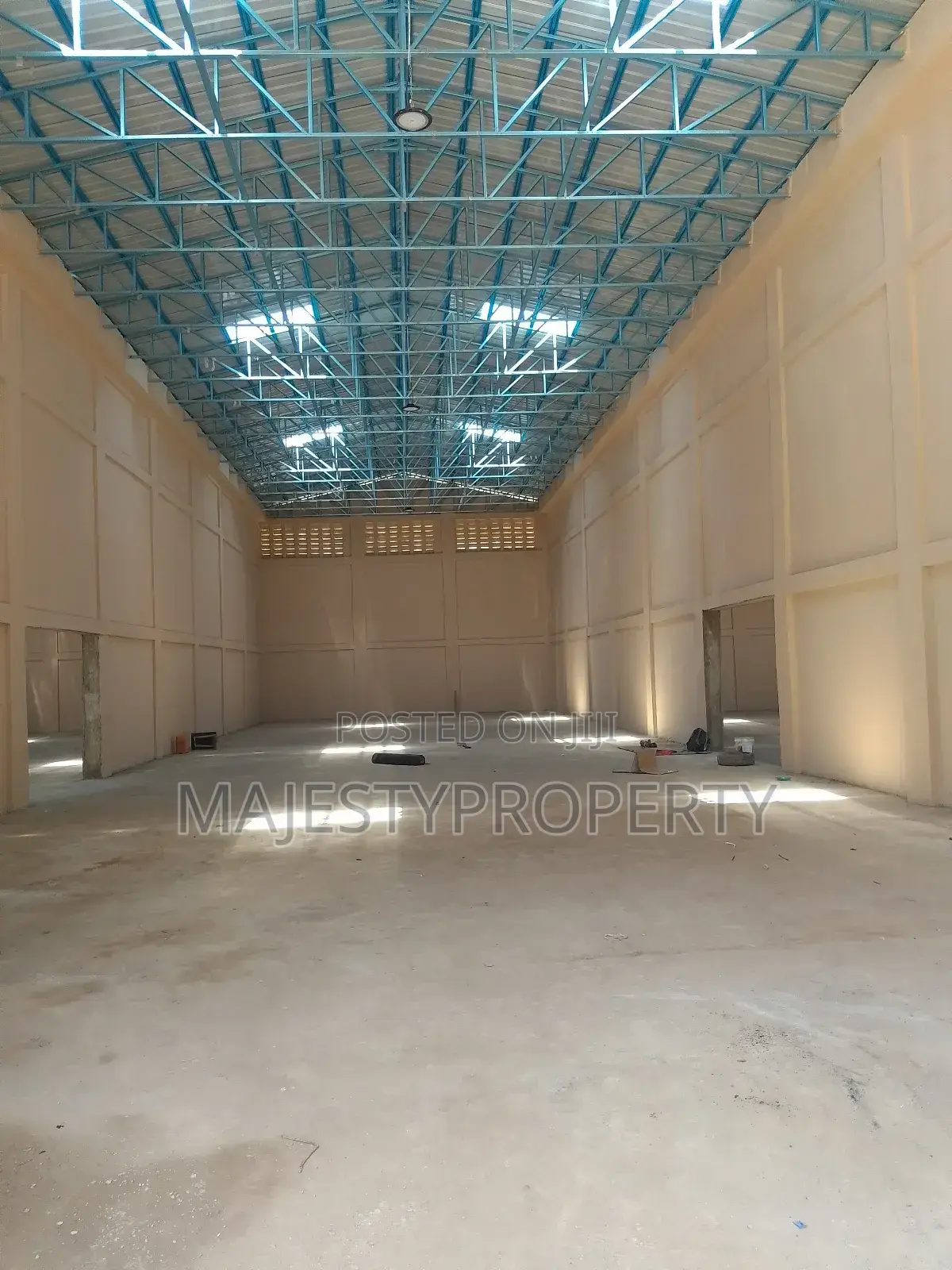 Newly Built 2,000 SQM Warehouse for Rent at Spintex