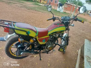 Royal Motorcycle 2024 Black