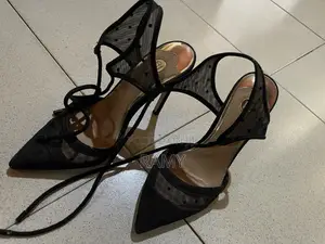 Lace Heels. Size 38/ 39 Closed