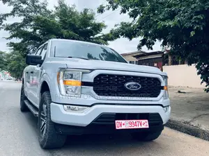 Ford F-150 XL 2021 White