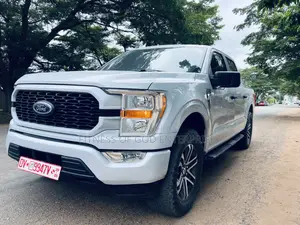 Ford F-150 XL 2021 White