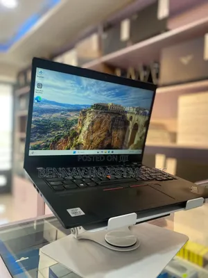 Laptop Lenovo ThinkPad X13 Gen 2 8GB Intel Core i5 SSD 256GB