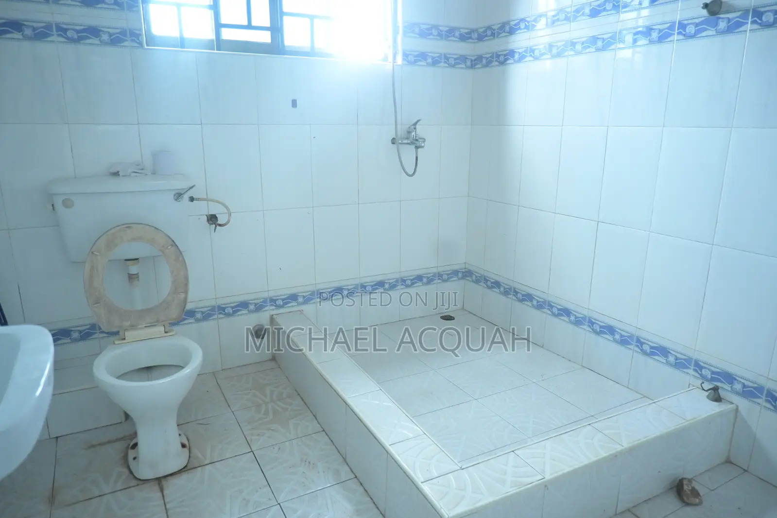 4bdrm House in Olebu for rent