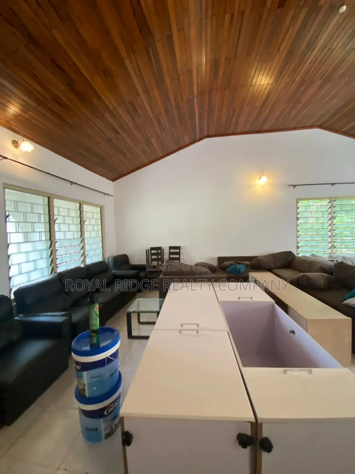 3bdrm House in East Airport, Accra Metropolitan for rent