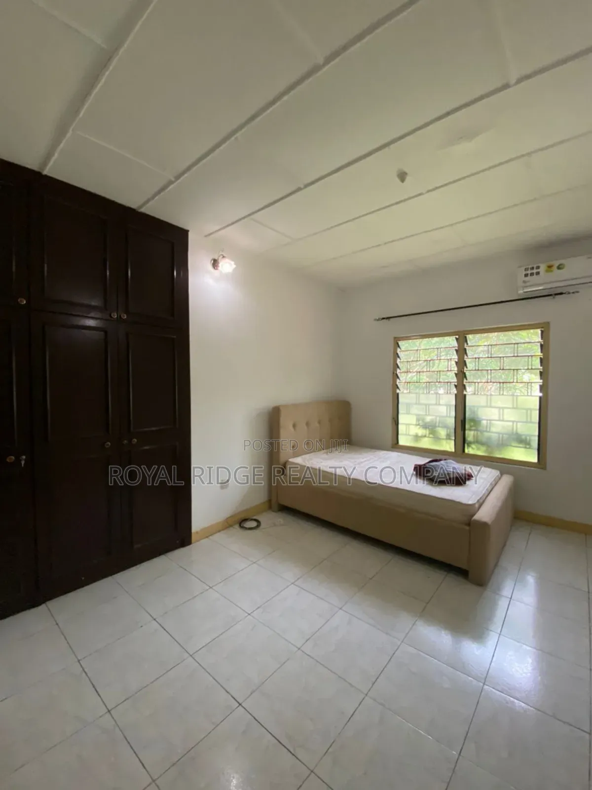 3bdrm House in East Airport, Accra Metropolitan for rent