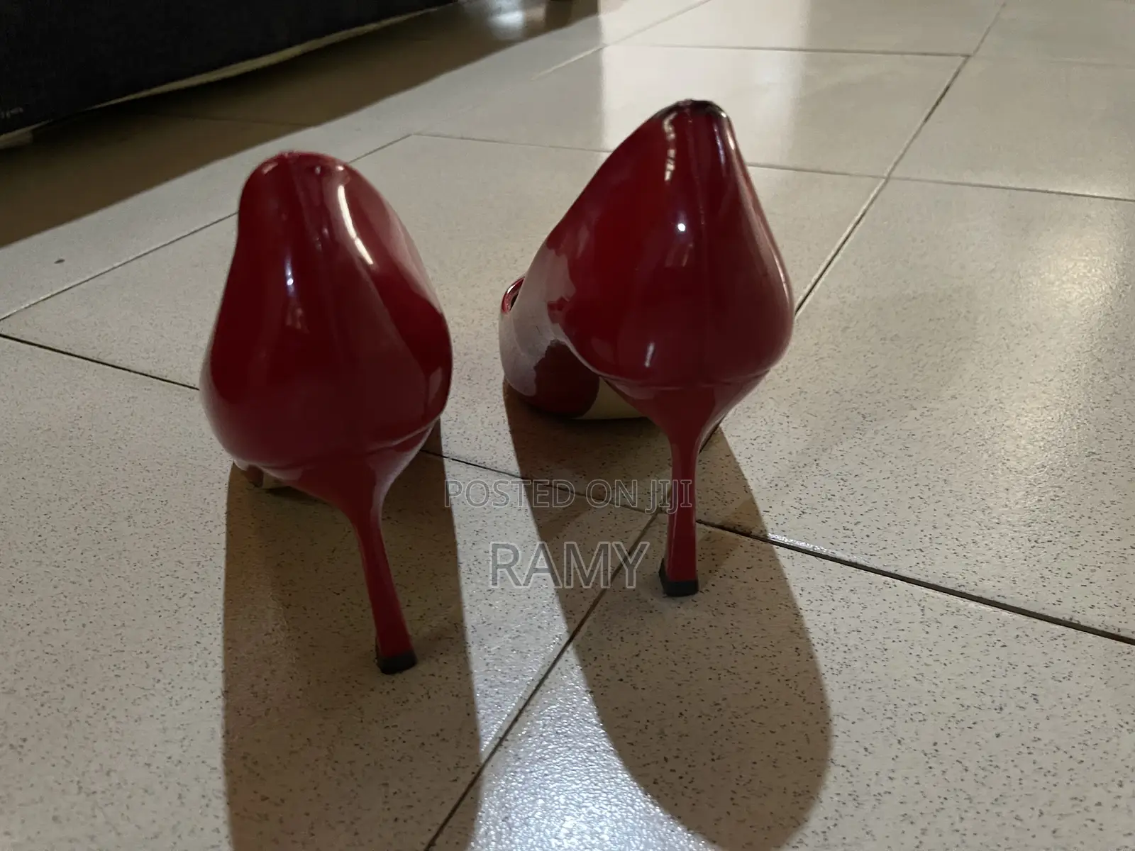Red Short Heel. Size 39