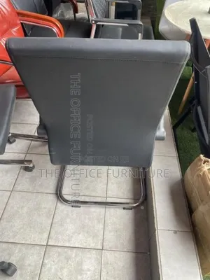 Leather Visitors Chair
