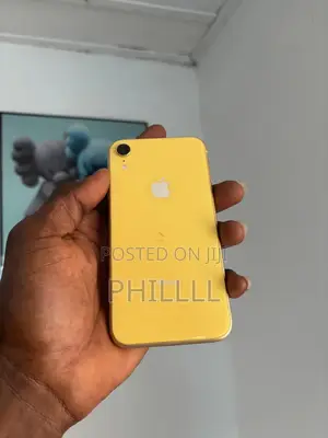 Apple iPhone XR 64 GB Yellow