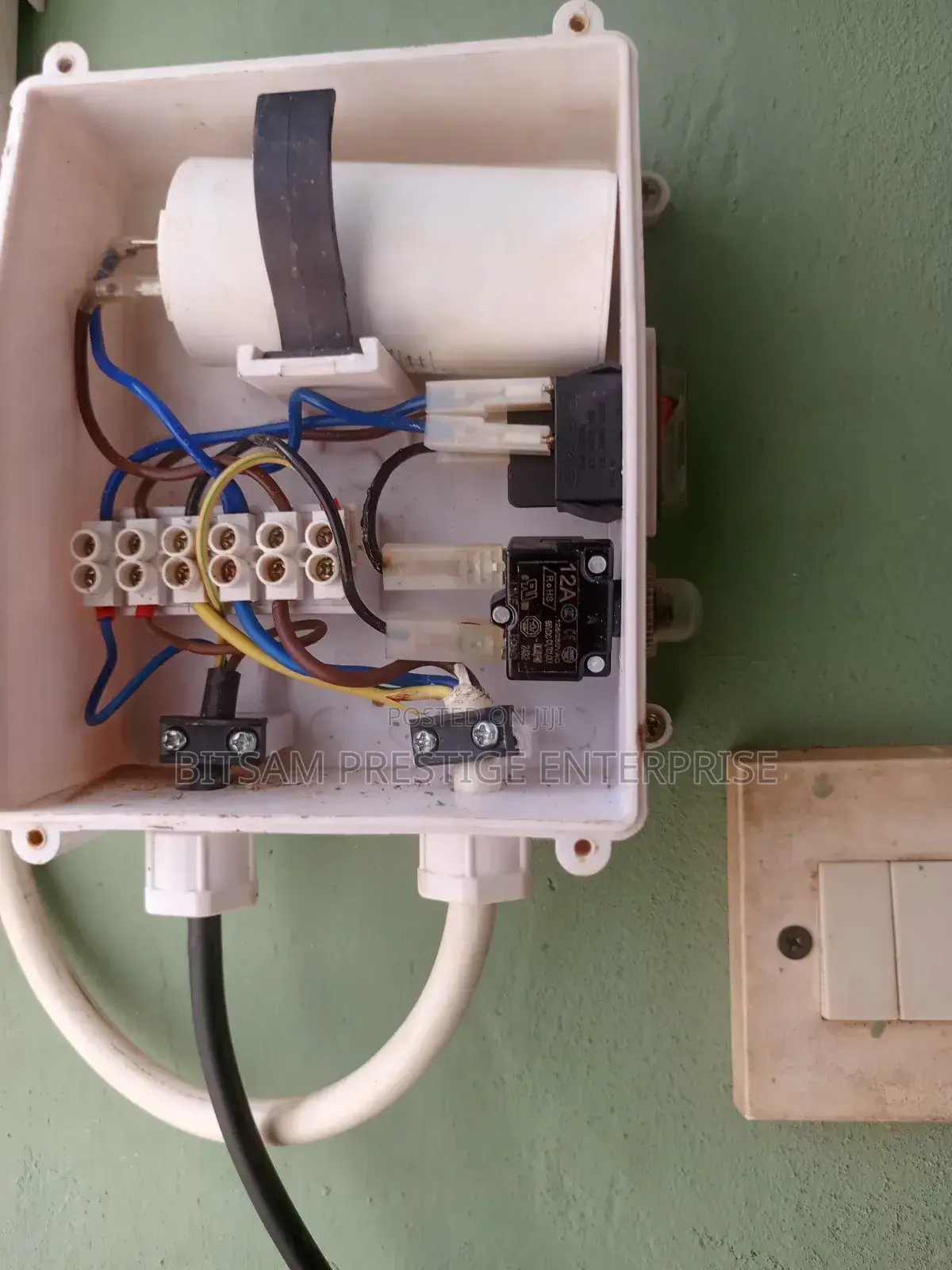 Professional Electrician