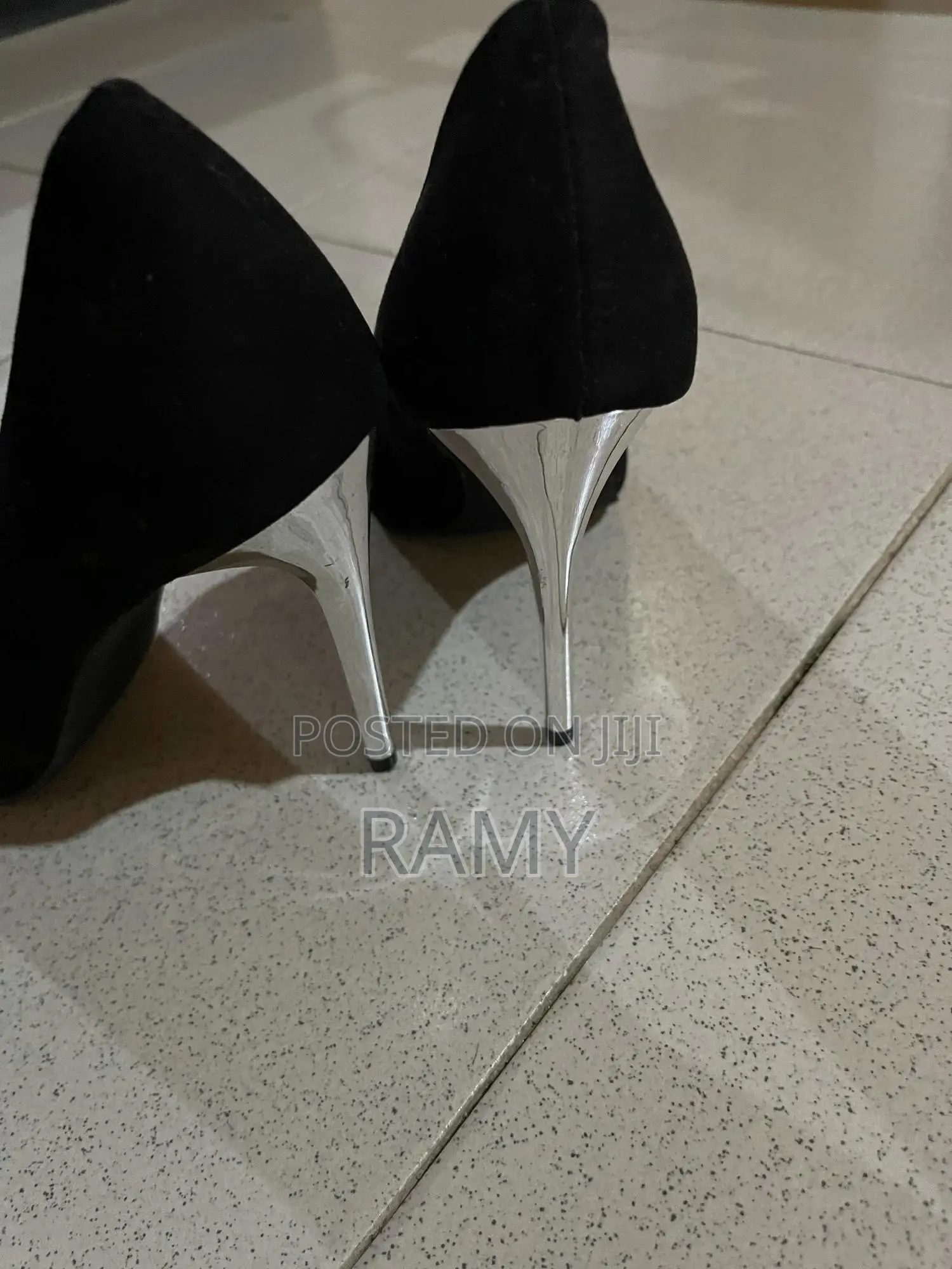 Slightly Used Heels. Size 39