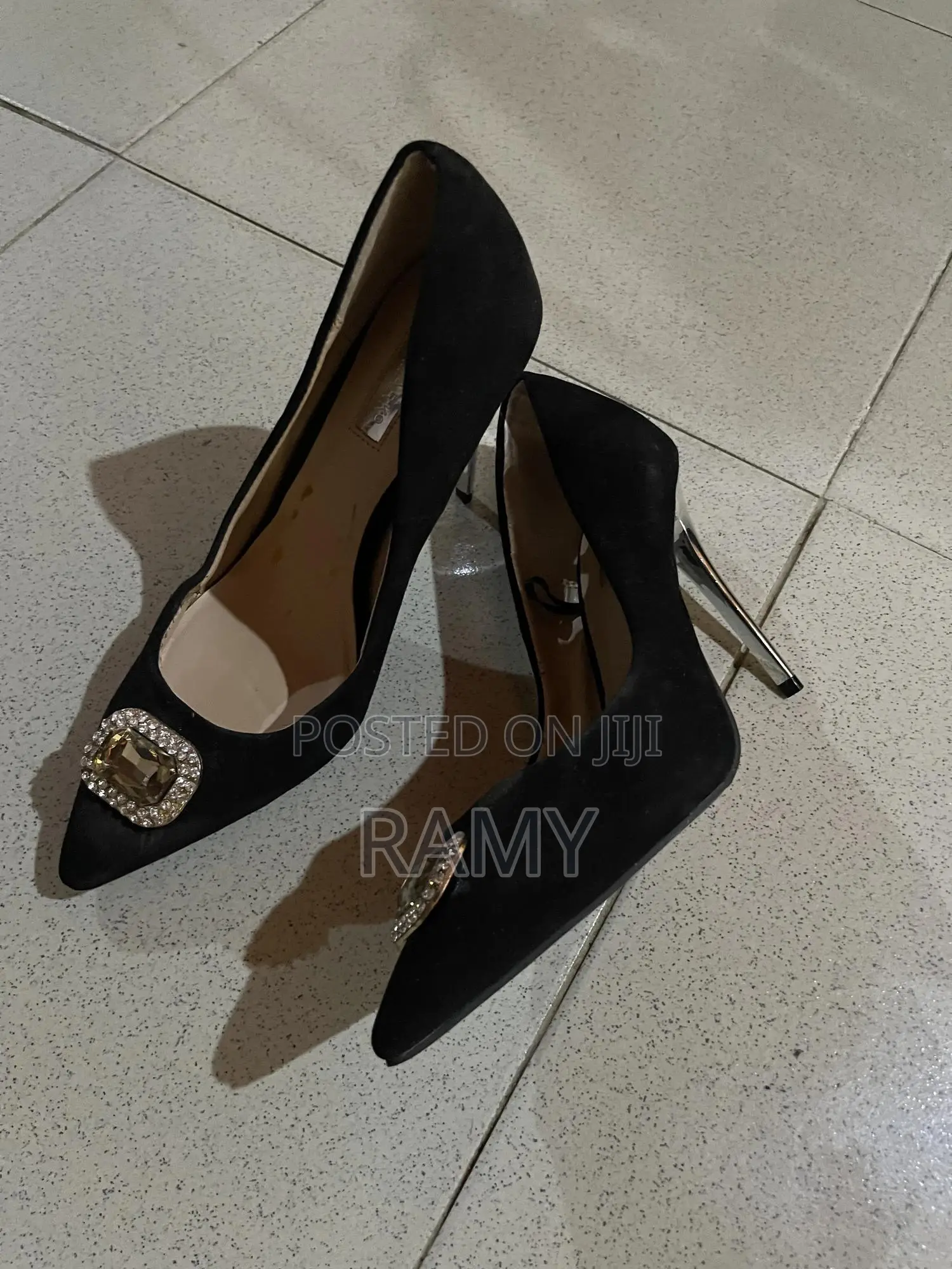 Slightly Used Heels. Size 39