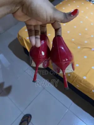 Red Short Heel. Size 39