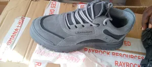 Safety Shoes ( Males / Females )